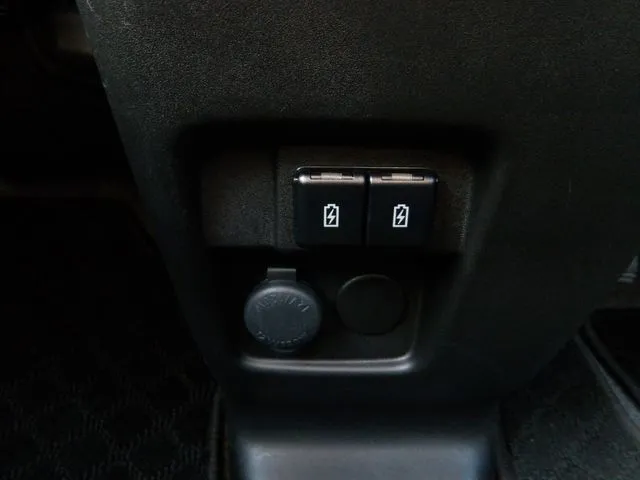 スペーシア　４ＷＤ（スズキ）の車両写真