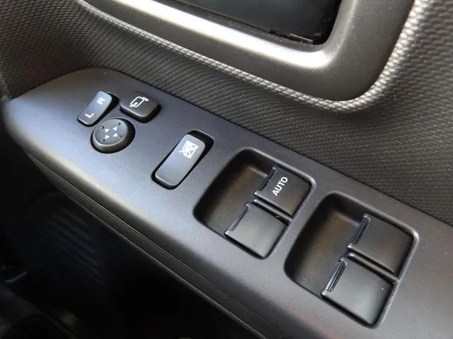 スペーシア　４ＷＤ（スズキ）の車両写真