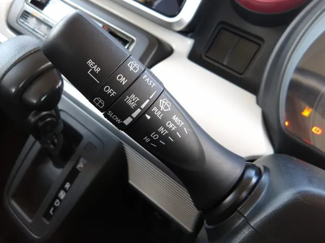 スペーシア　４ＷＤ（スズキ）の車両写真