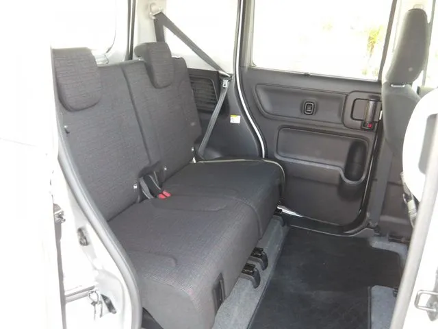 スペーシア　４ＷＤ（スズキ）の車両写真