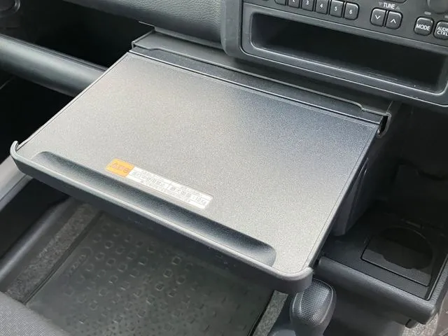 サクシードバン 4WD(トヨタ)の車両写真