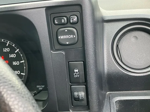 サクシードバン 4WD(トヨタ)の車両写真