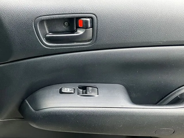 サクシードバン 4WD(トヨタ)の車両写真