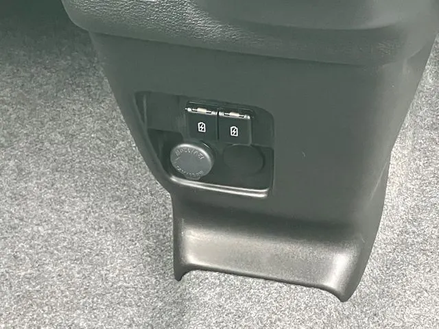 スペーシア　４ＷＤ（スズキ）の車両写真