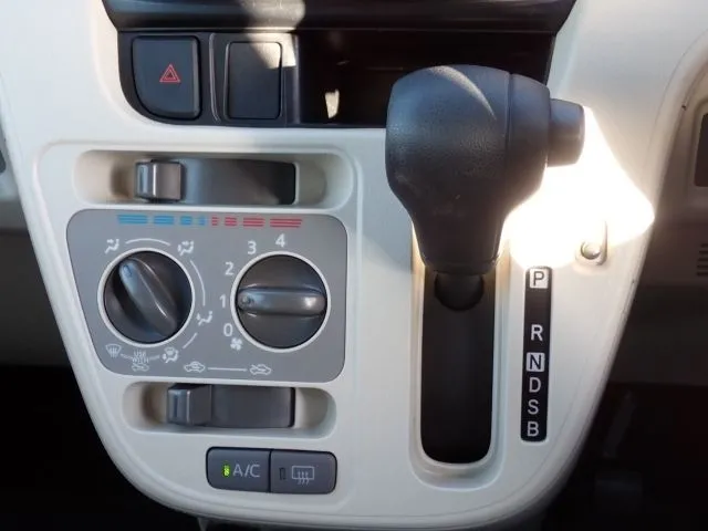 ダイハツ ムーヴ