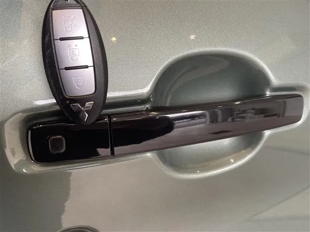 デリカ　ミニ（ミツビシ）の車両写真