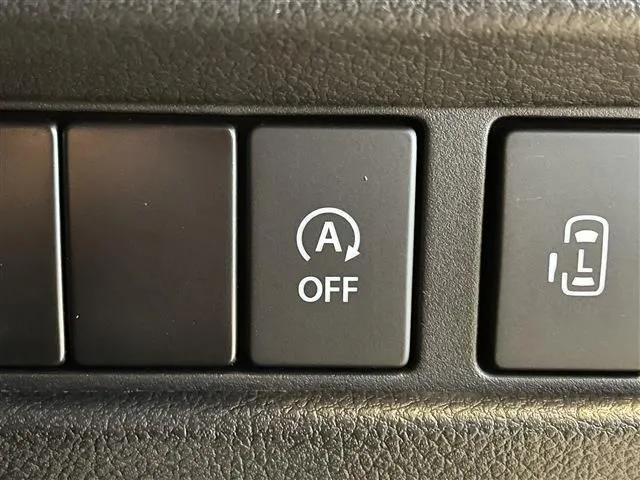 スペーシア（スズキ）の車両写真