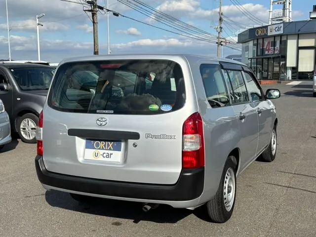 プロボックスバン　２ＷＤ（トヨタ）の車両写真