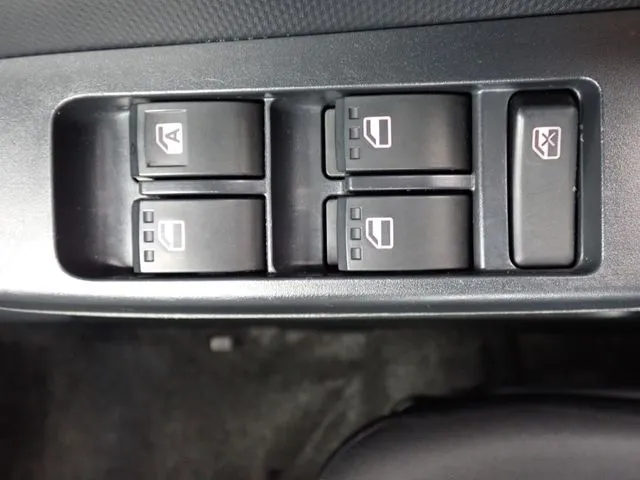 ダイハツ ミラ イース