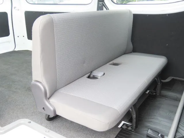 NV350キャラバン 1.2t(ニッサン)の車両写真