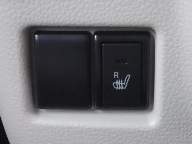 スペーシア（スズキ）の車両写真