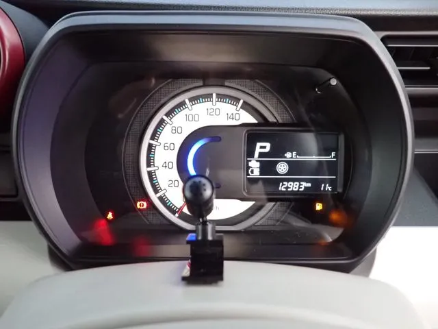 スペーシア（スズキ）の車両写真