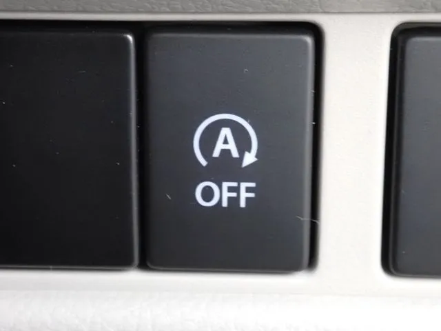 スペーシア（スズキ）の車両写真