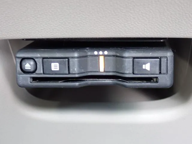 ムーヴ（ダイハツ）の車両写真