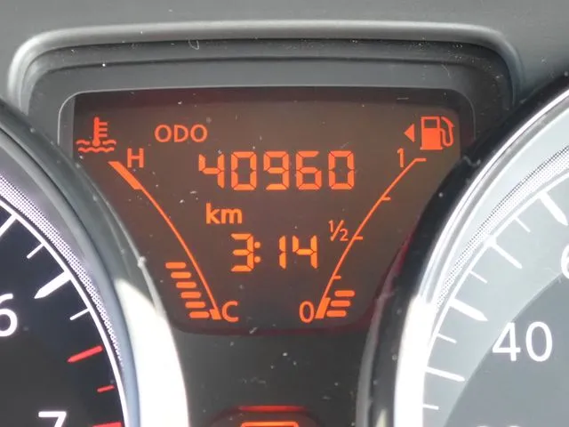 ニッサン　ノート