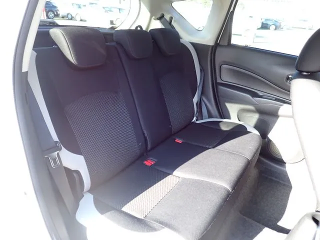 ニッサン　ノート