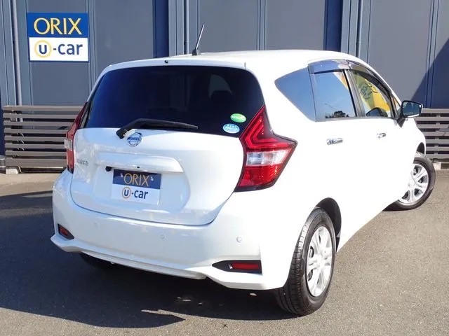 ニッサン　ノート