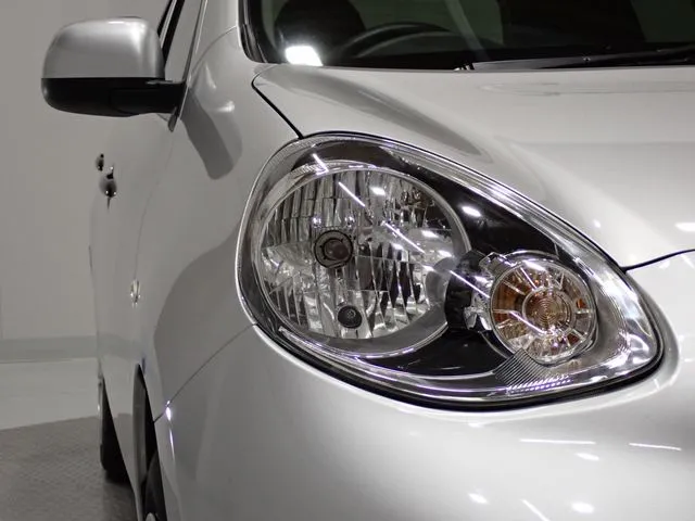 ニッサン マーチ