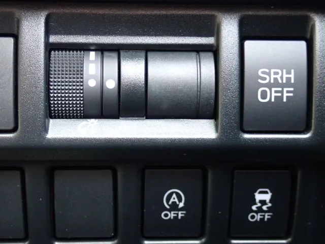 スバル　ＳＵＢＡＲＵ　ＸＶ