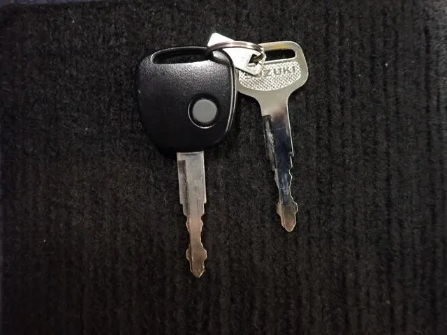 スズキ アルト 4WD