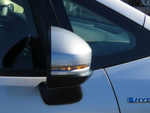 ホンダ　シャトル　ハイブリッド