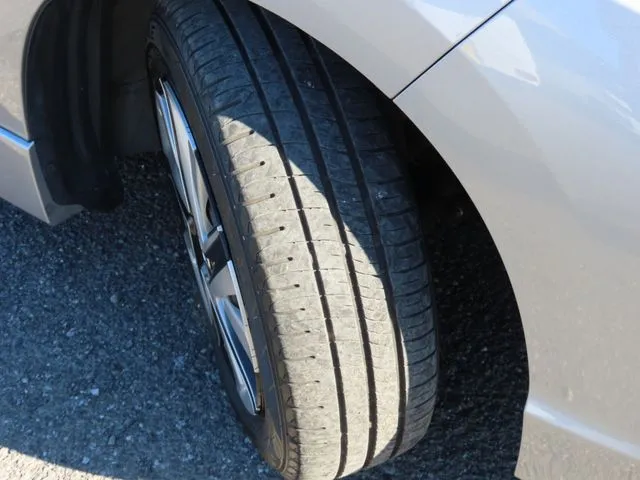 ホンダ　シャトル　ハイブリッド