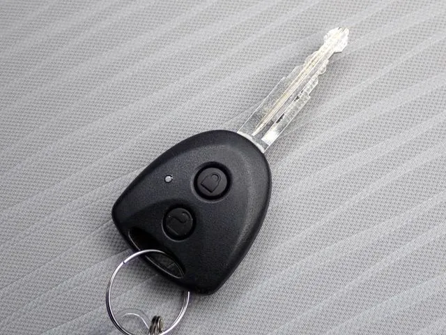 ダイハツ ミラ イース