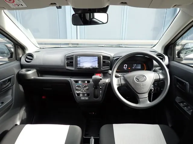 ダイハツ ミラ イース