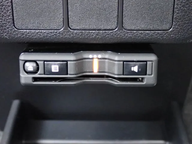 ダイハツ ミラ イース