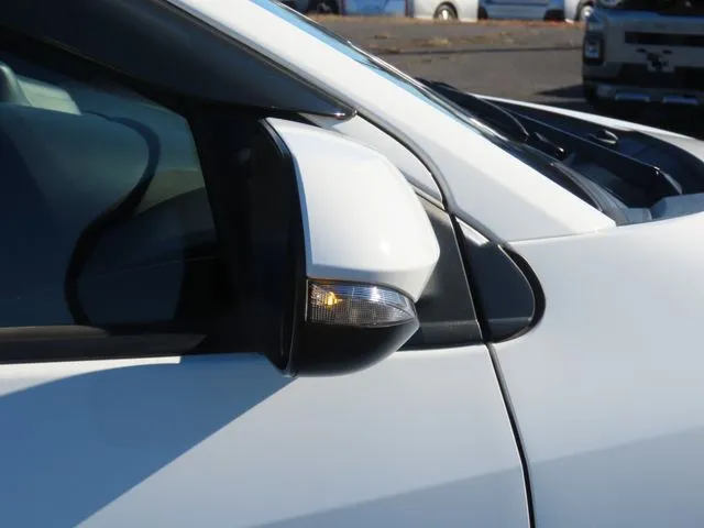 トヨタ　ヤリス