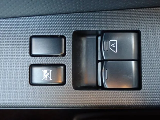 ニッサン　ＮＶ１５０　ＡＤ　２ＷＤ