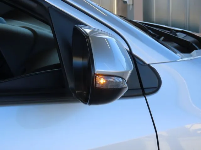 トヨタ　ヤリス