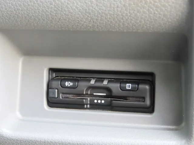 ＮＶ３５０キャラバン　１．２ｔ（ニッサン）の車両写真