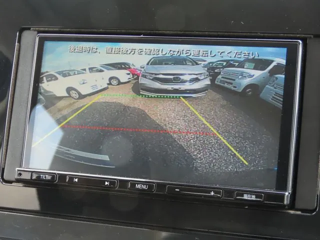 ニッサン　ノート　４ＷＤ