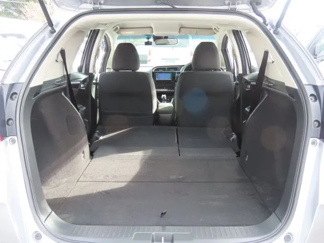 ホンダ　シャトル　ハイブリッド