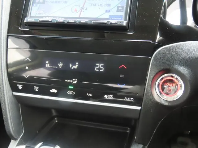 ホンダ　シャトル　ハイブリッド