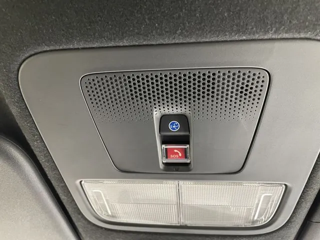 Ｎ　ＢＯＸ　カスタム（ホンダ）の車両写真