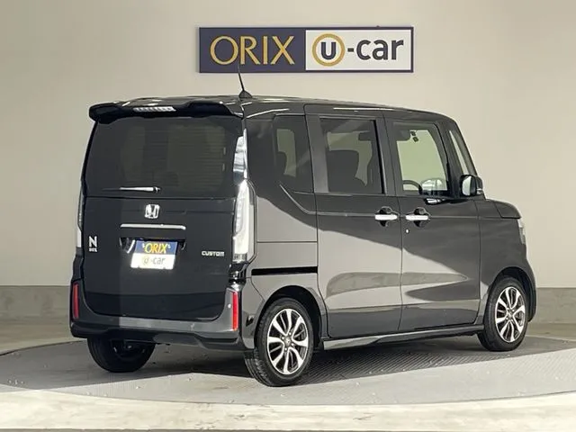 Ｎ　ＢＯＸ　カスタム（ホンダ）の車両写真