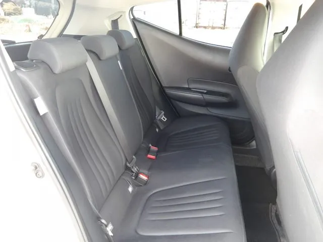 トヨタ　アクア