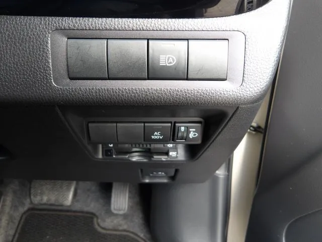 トヨタ　アクア