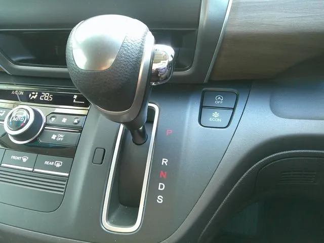 フリード（ホンダ）の車両写真