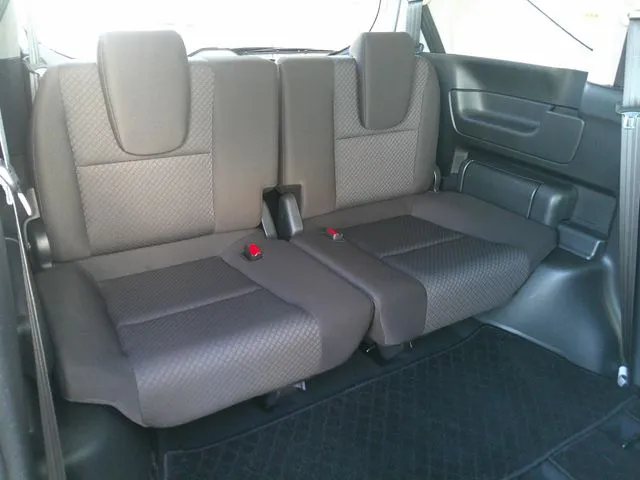 フリード（ホンダ）の車両写真