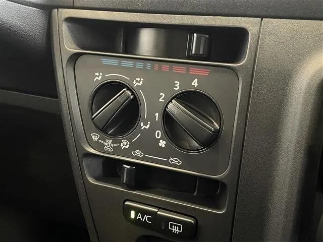 ハイゼットカーゴ（ダイハツ）の車両写真