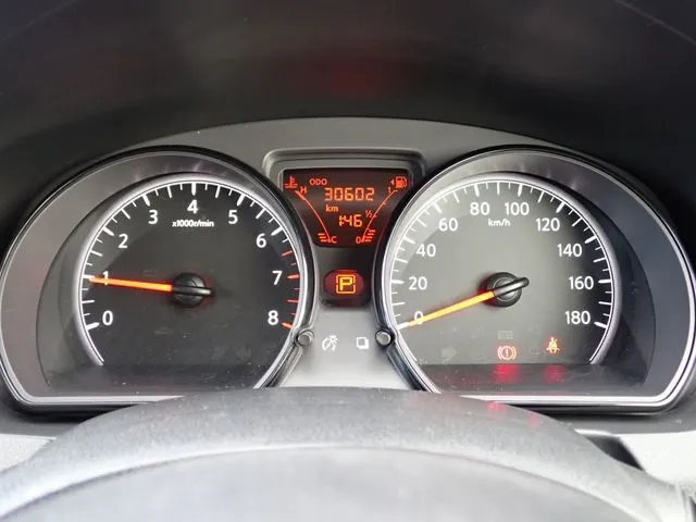 ニッサン　ノート