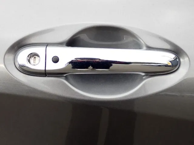 ニッサン　ノート