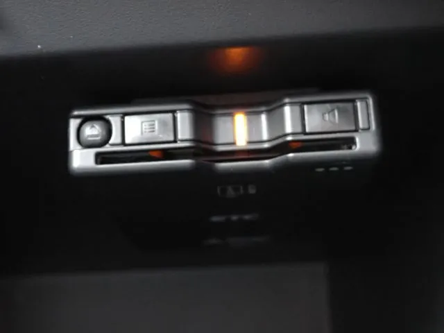 ニッサン　ノート