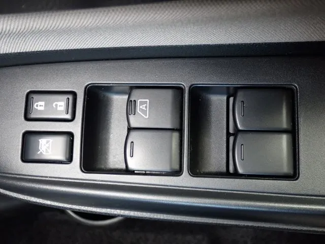 ニッサン　ノート