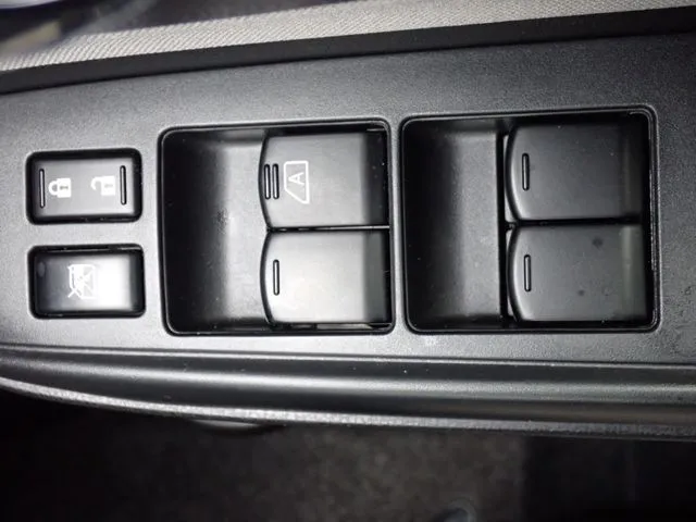 ニッサン　ノート