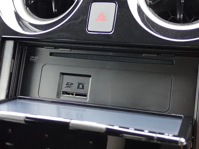 ノート（ニッサン）の車両写真