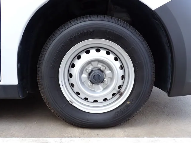 ＮＶ１５０　ＡＤ　２ＷＤ（ニッサン）の車両写真